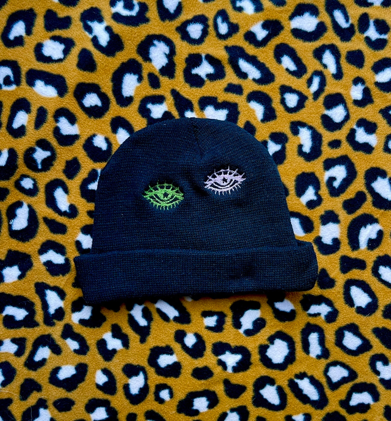 THIRD EYE BEANIE- TESTER / ALL OVER EMBROIDERY