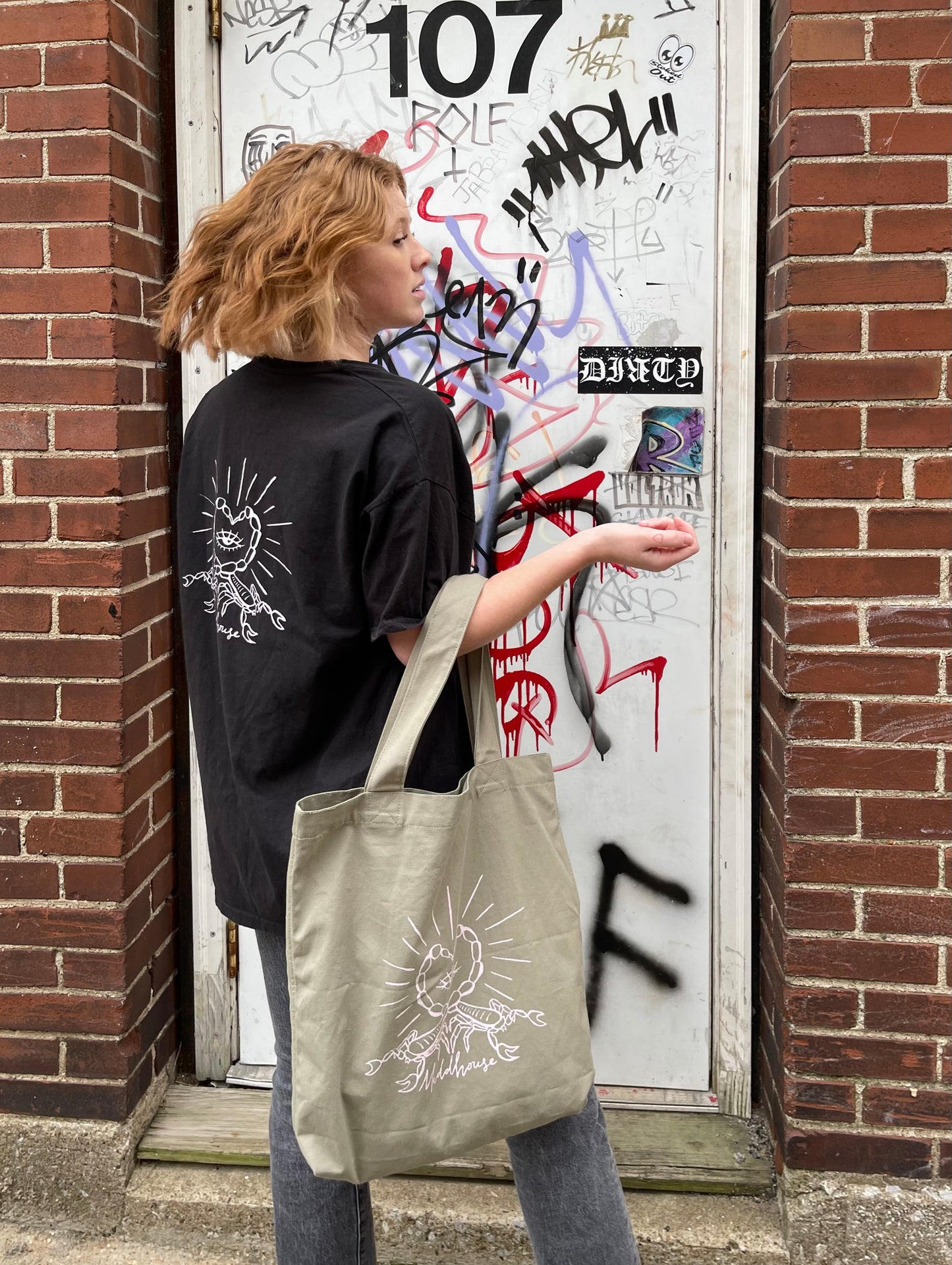 MADDHOUSE Scorpion Tee