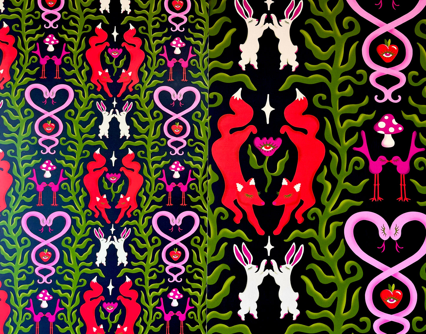 'Lovers of Wonderland' Wallpaper